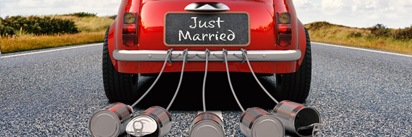 Five financial tips for newlyweds (decorative graphic)